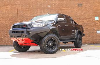 TOYOTA HILUX 4WD MONSTER XD MATTE BLACK